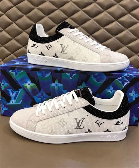 scarpe uomo louis vuitton originali|Sneakers uomo, scarpe bianche uomo .